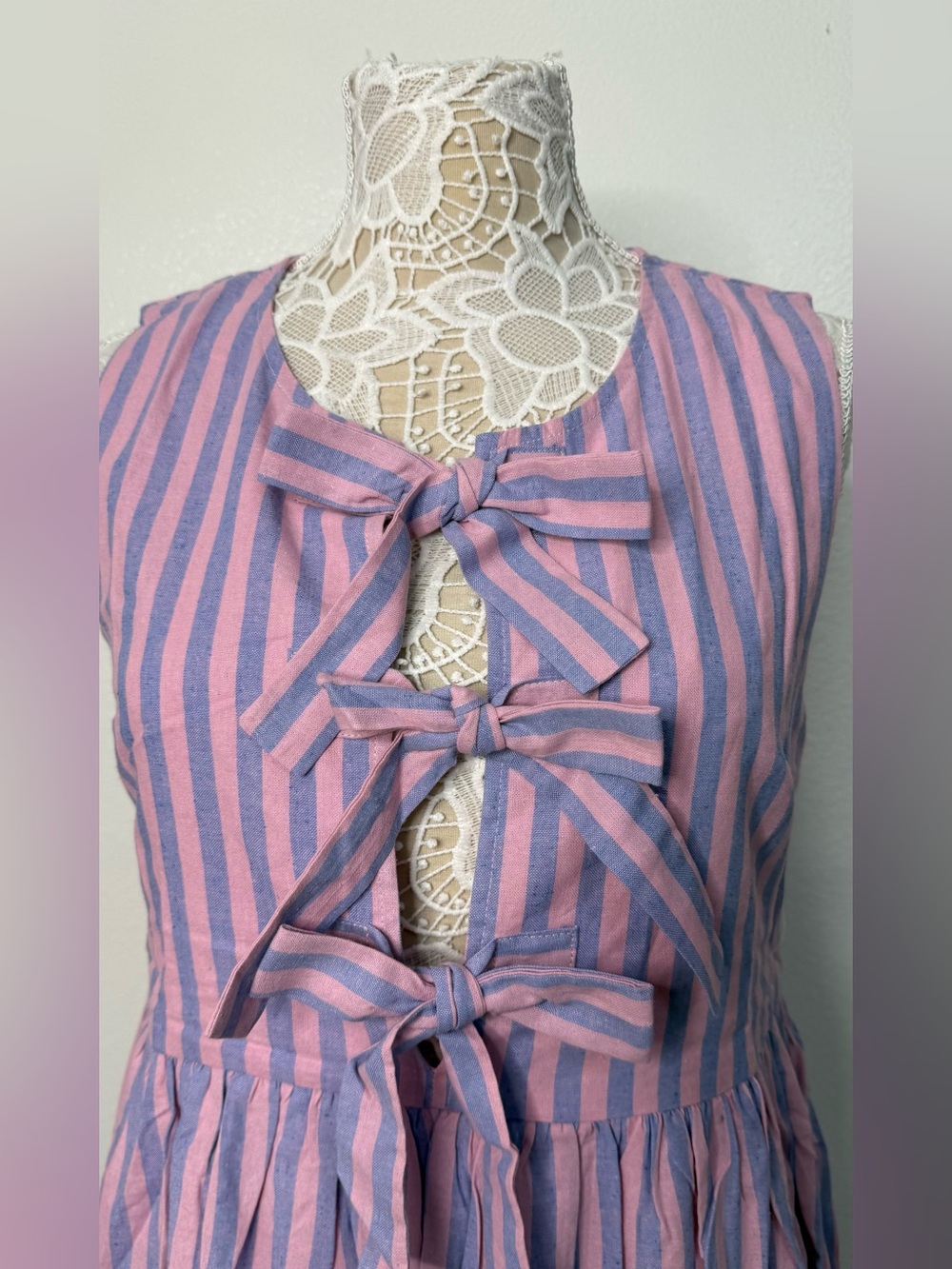 NWT Striped Mini Dress with Bow Detail - Picture 8 of 15